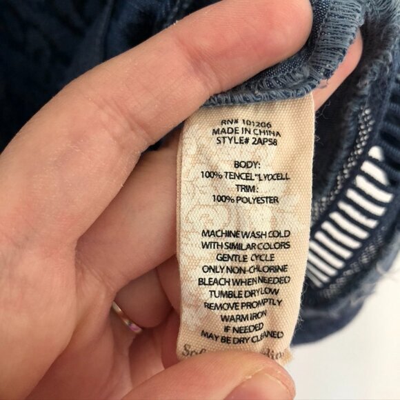 SOFT SURROUNDINGS Dark Wash Denim Chambray Aztec Boho Off the Shoulder Tunic Top - Picture 8 of 11